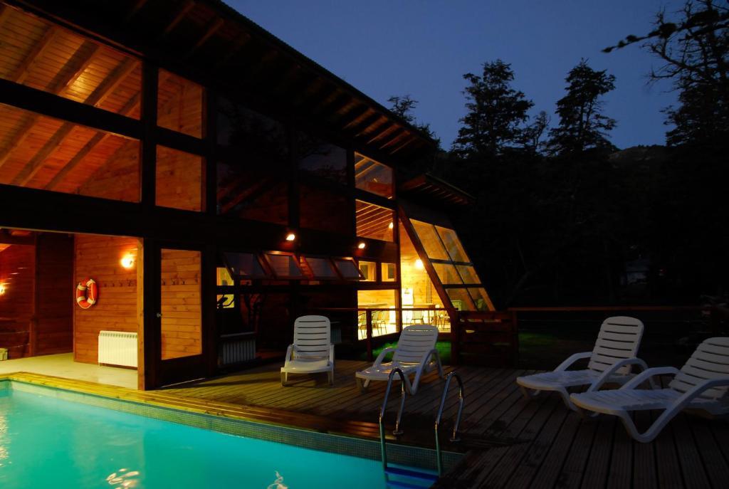 Апарт готель Arbolar, Casas De Montana- Piscina Climatizada Вілья-Ла-Ангостура Екстер'єр фото
